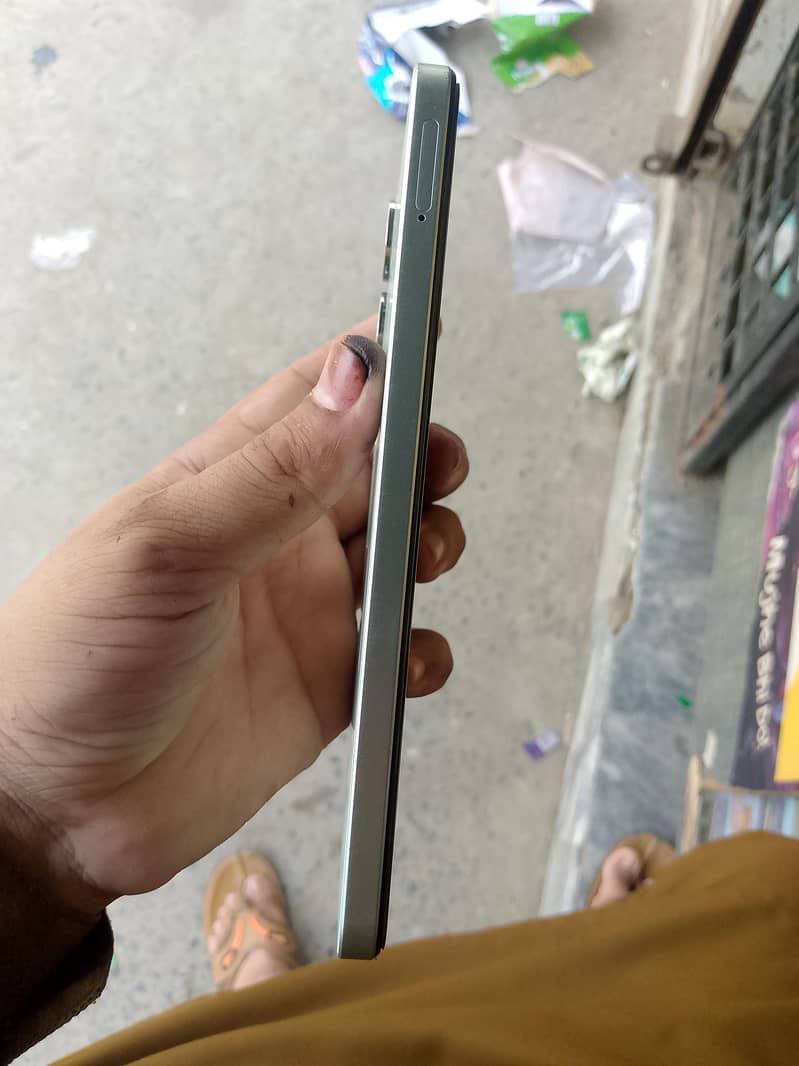 Realme Note 60x 3