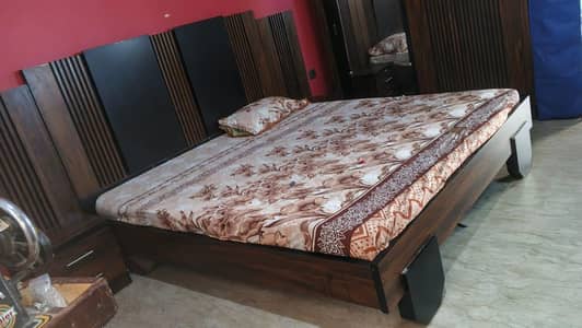 I'm selling my bedroom set with iron stand good condition