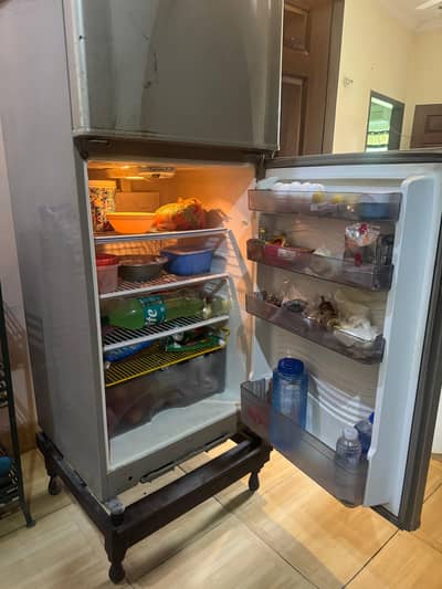 Dawlance Refrigerator for Sale – Excellent Condition
