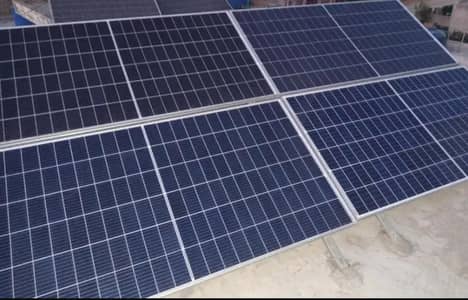 16 panels hain jinko 335 watt ka ha per piece price 8500