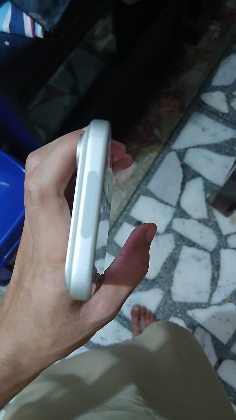 Apple iPhone 17 Pro Max 6