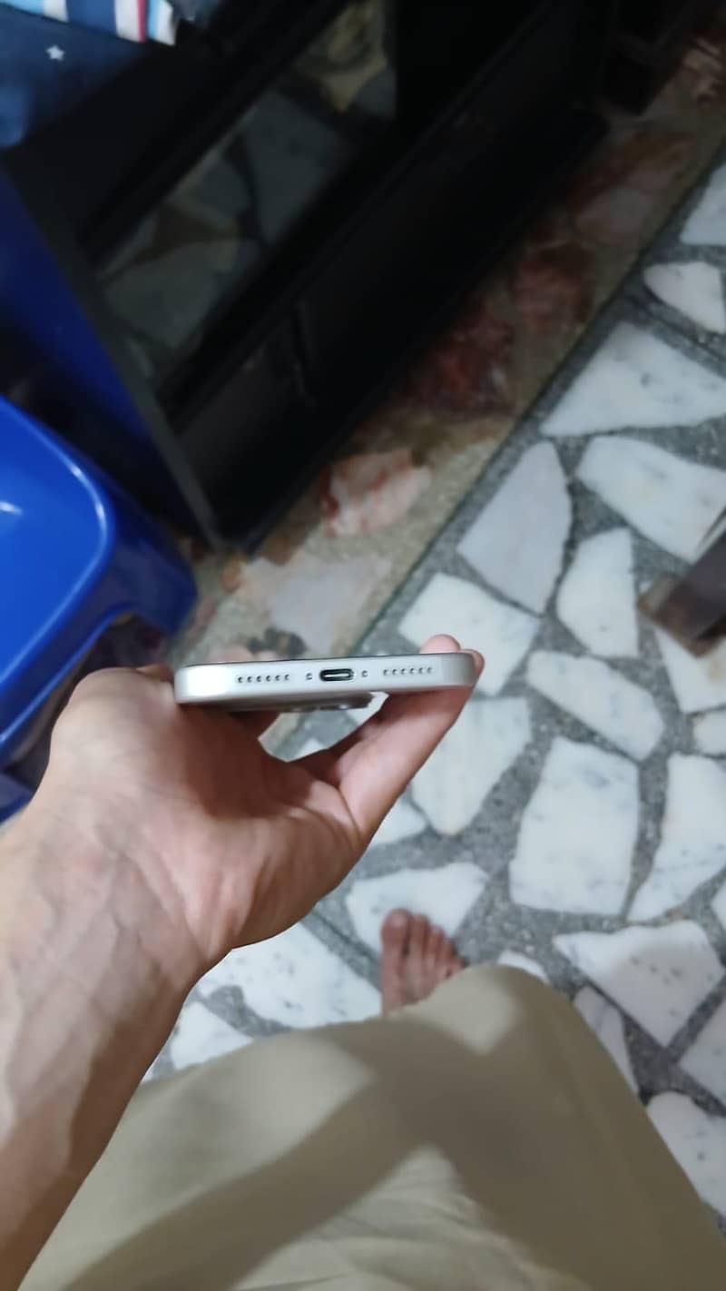 Apple iPhone 17 Pro Max 7