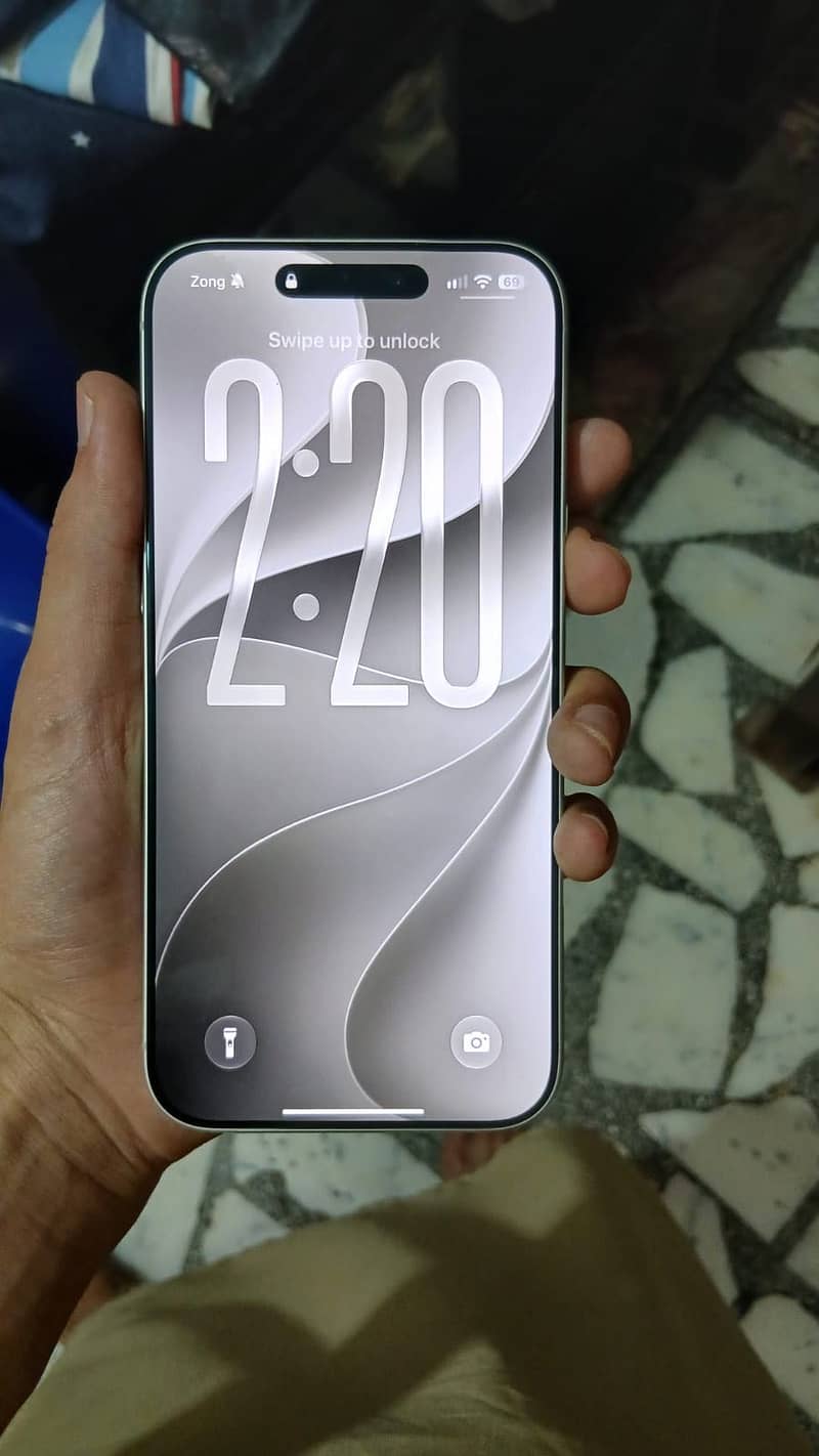 Apple iPhone 17 Pro Max 8