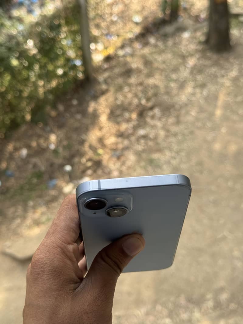 Apple iPhone 14 2