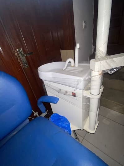 Dental unit