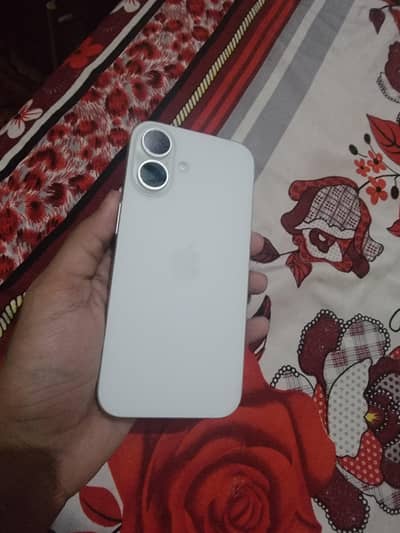 Apple iPhone 16 (100 percentage battery)  (bypas)
