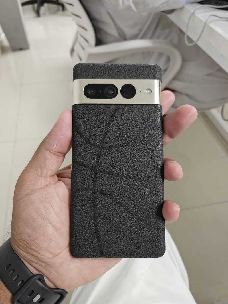 Google Pixel 7 Pro 2