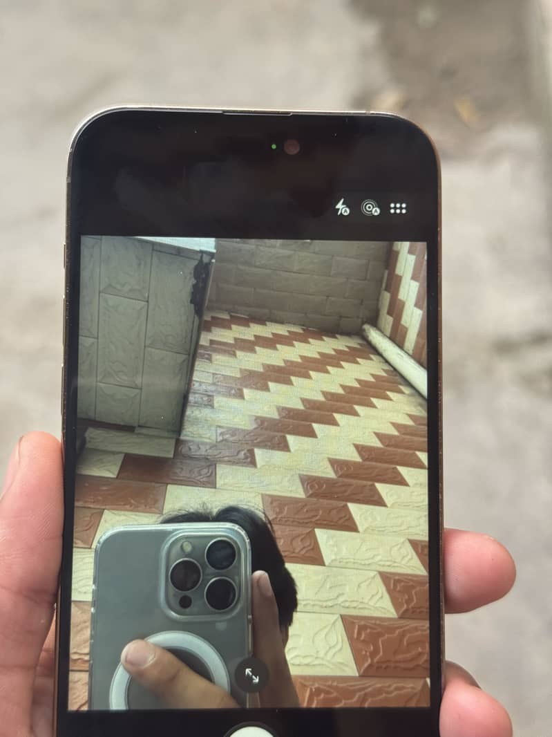 iPhone 14 Pro Max 5