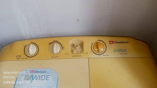 Dawlance Washing machine with attached spiner