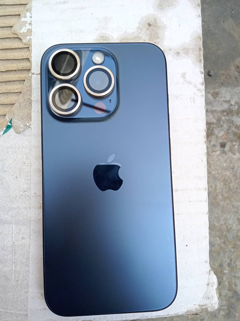 Apple iPhone 15 Pro 1