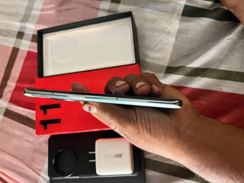One Plus 11 5