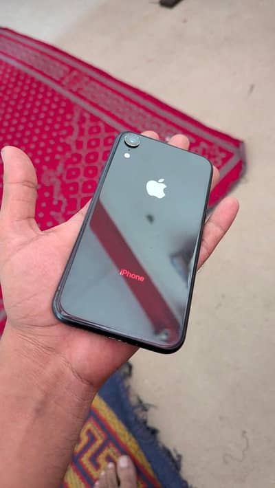 Iphon xr 64gb for sell