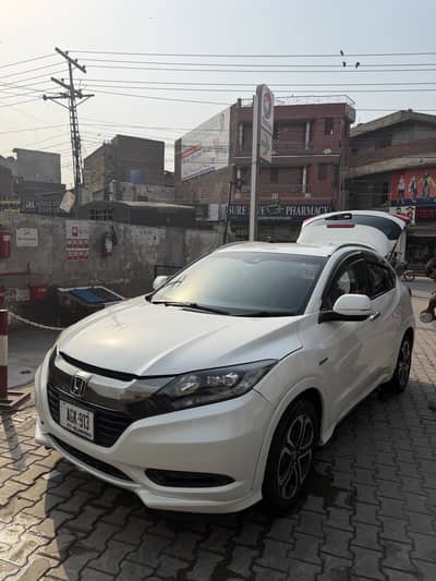 Honda Vezel 2016