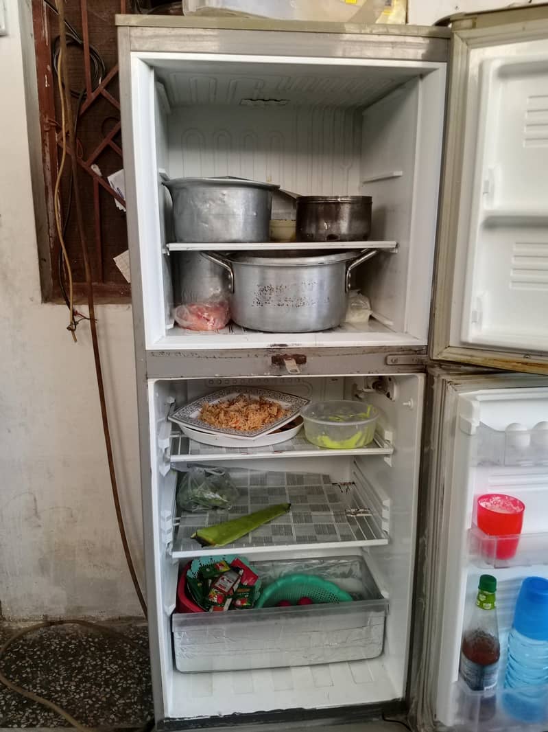 pell fridge 0