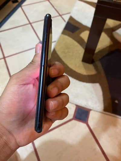 Apple iPhone SE