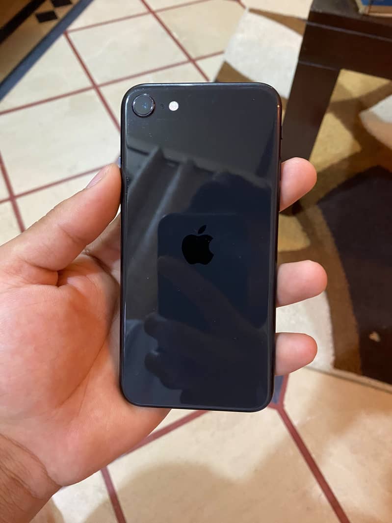 Apple iPhone SE 4