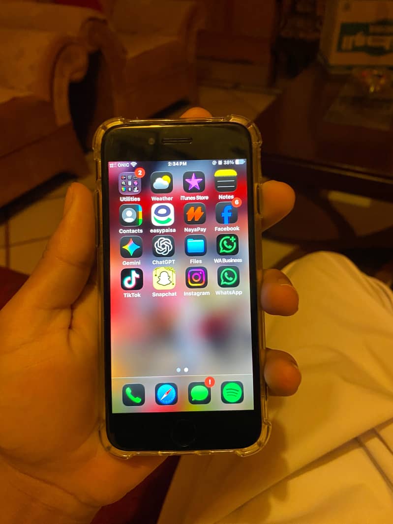 Apple iPhone SE 7