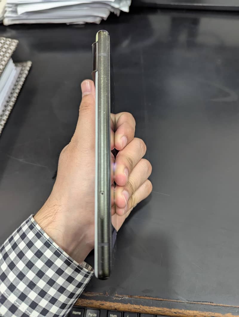 Google Pixel 6 4