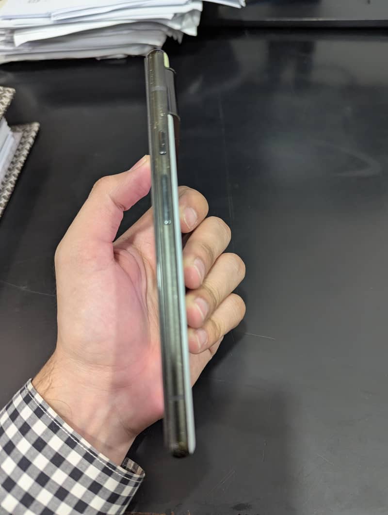 Google Pixel 6 5