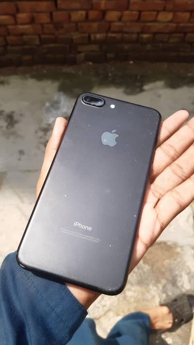 Apple iPhone 7 Plus urgentfor sale