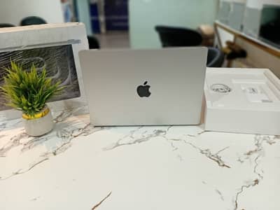 Macbook PRO M5 16gb/512gb