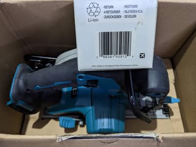 Makita DHS680Z I Cordless Brushless Circular Saw I Used Machine
