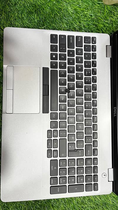 Dell latitude 5511