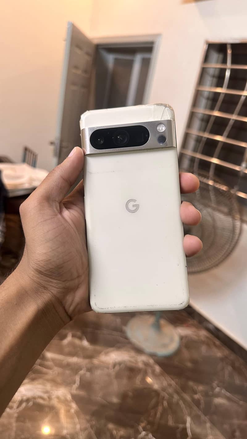 Google Pixel 8 Pro 0