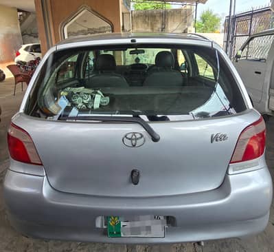 Toyota Vitz 2000