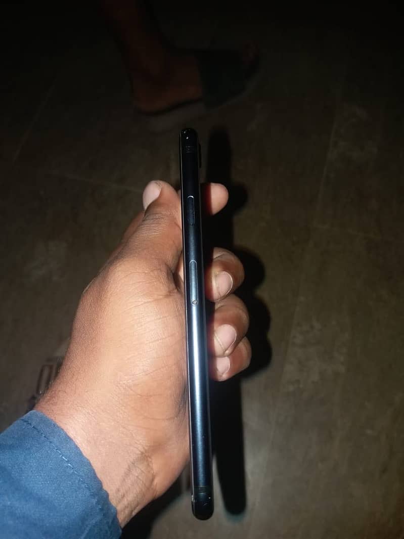 Apple iPhone SE 3