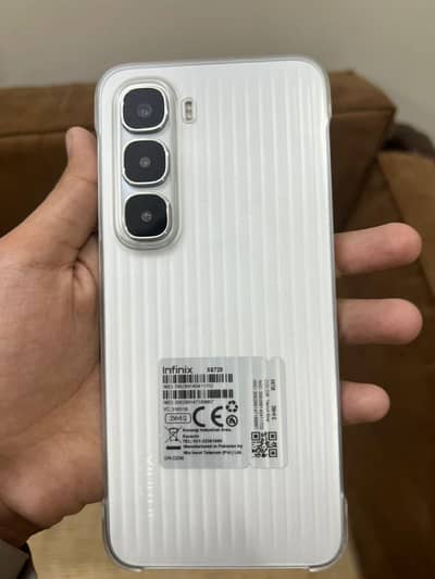 INFINIX HOT 60I | 16/256GB STORAGE | 6 MONTHS USED