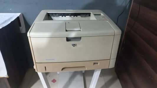 Printers / Photocopier/ HP laser Jet 5200 A3 Printe