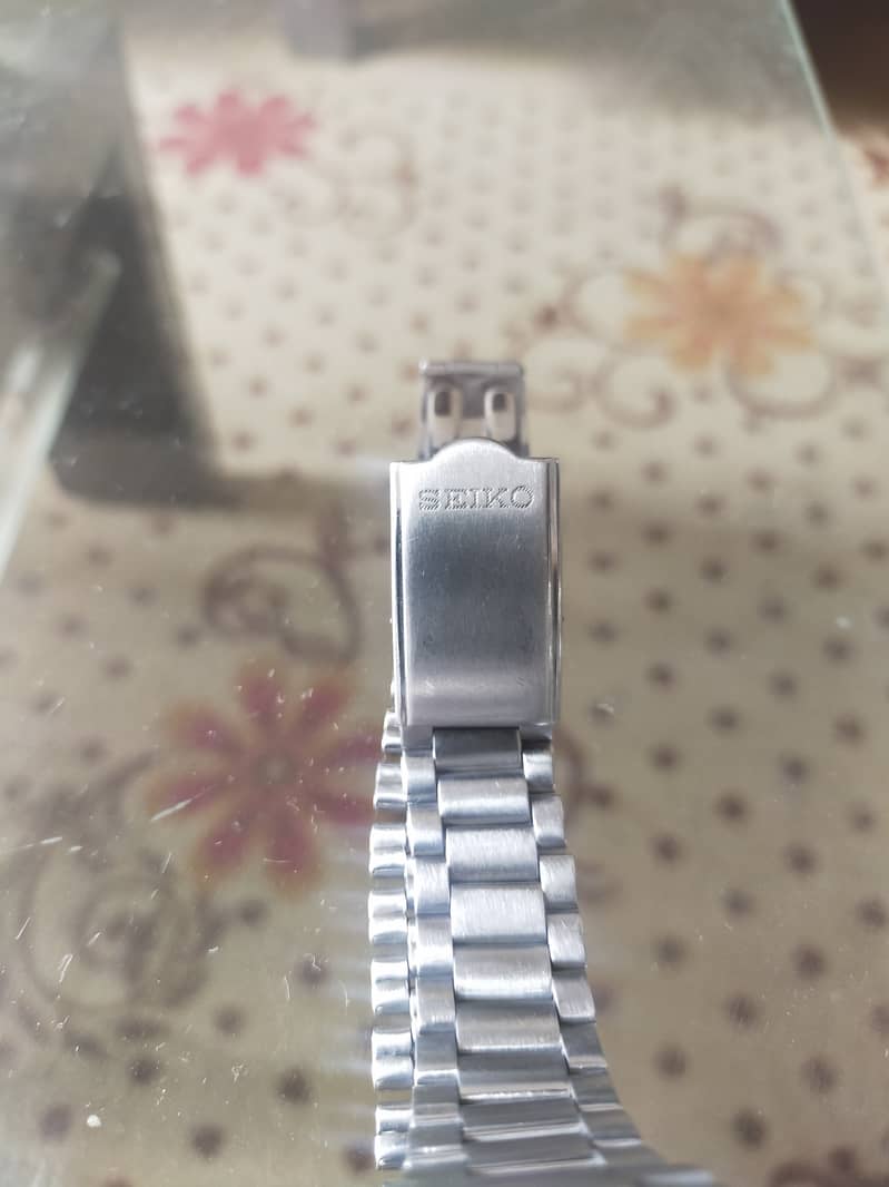 Seiko 5 automatic 3