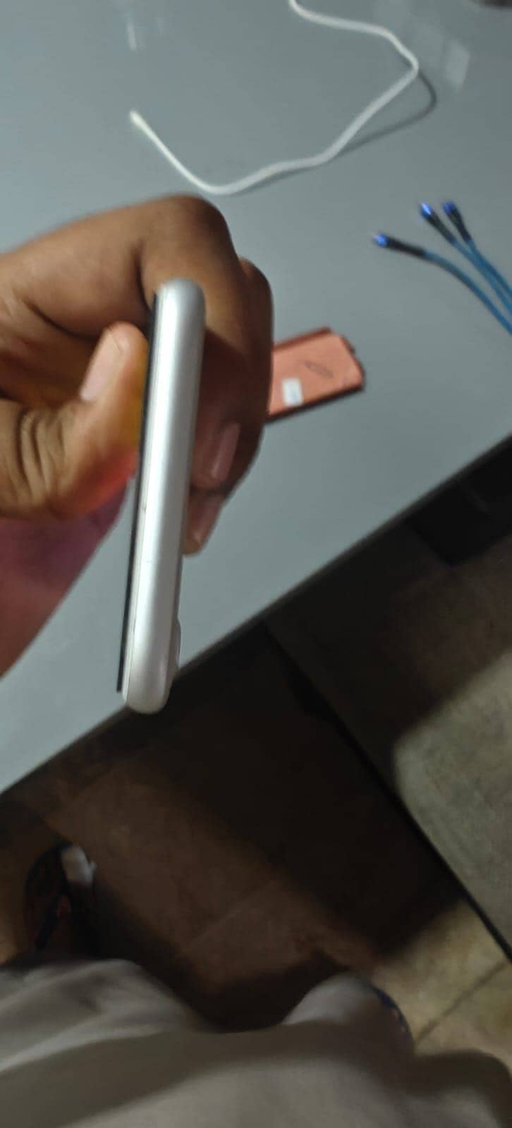 Apple iPhone 7 2