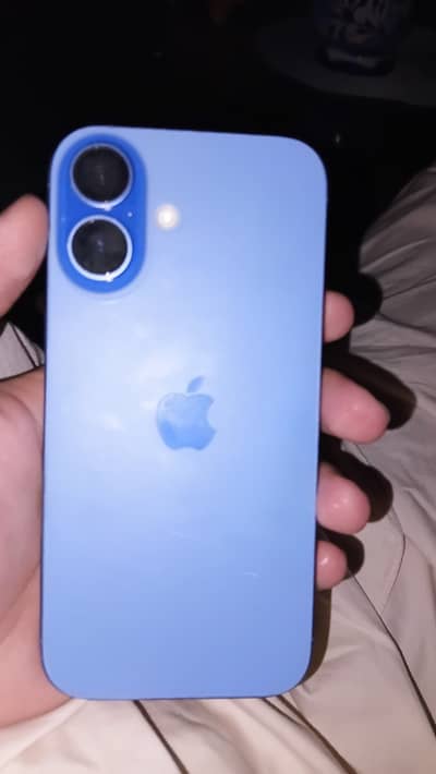 Apple iPhone 16