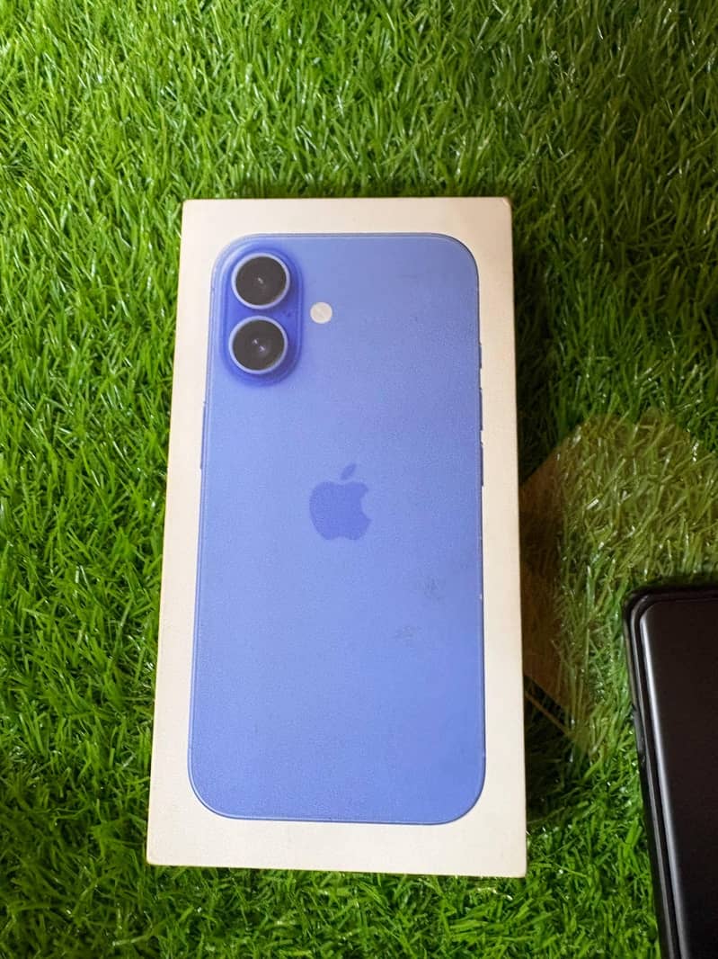 Apple iPhone 16 1