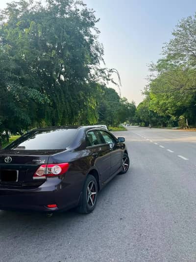 Toyota Corolla GLI 2013
