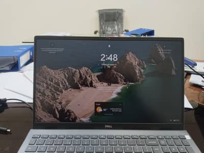 Desktop - LPD6CCG Vostro 15 5501