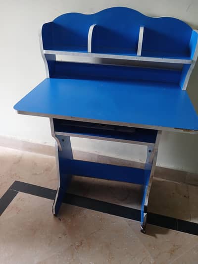 kids study table