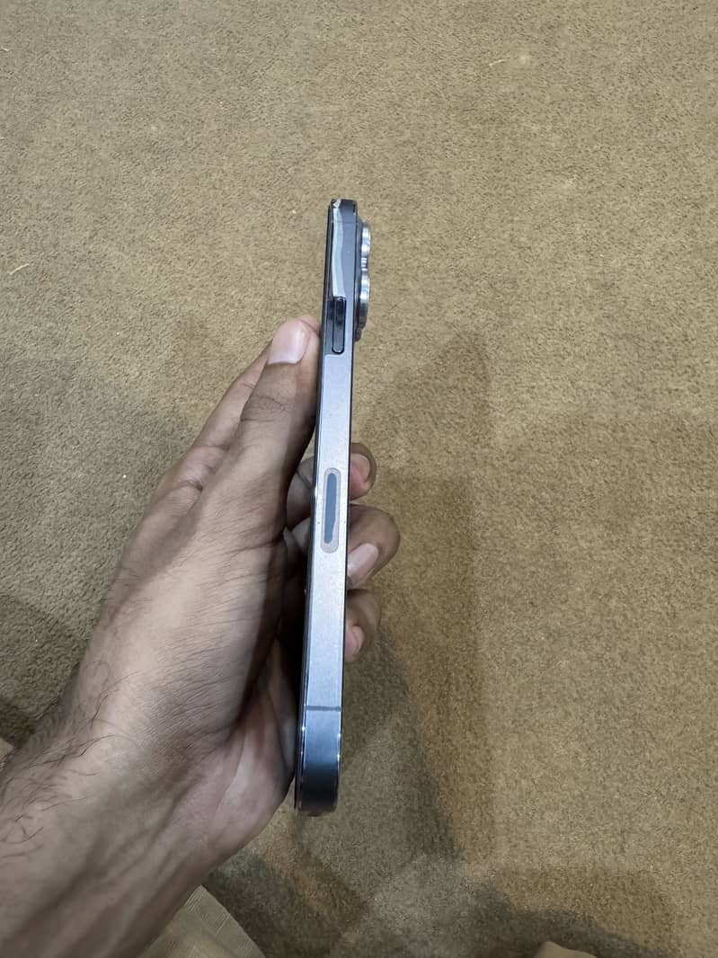 Apple iPhone 13 Pro Max 3