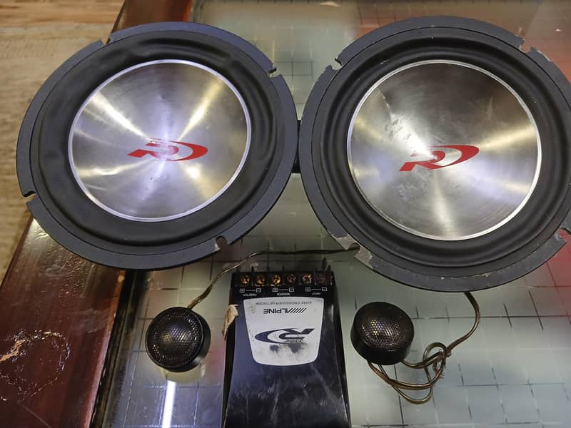 Alpine Speakers 1
