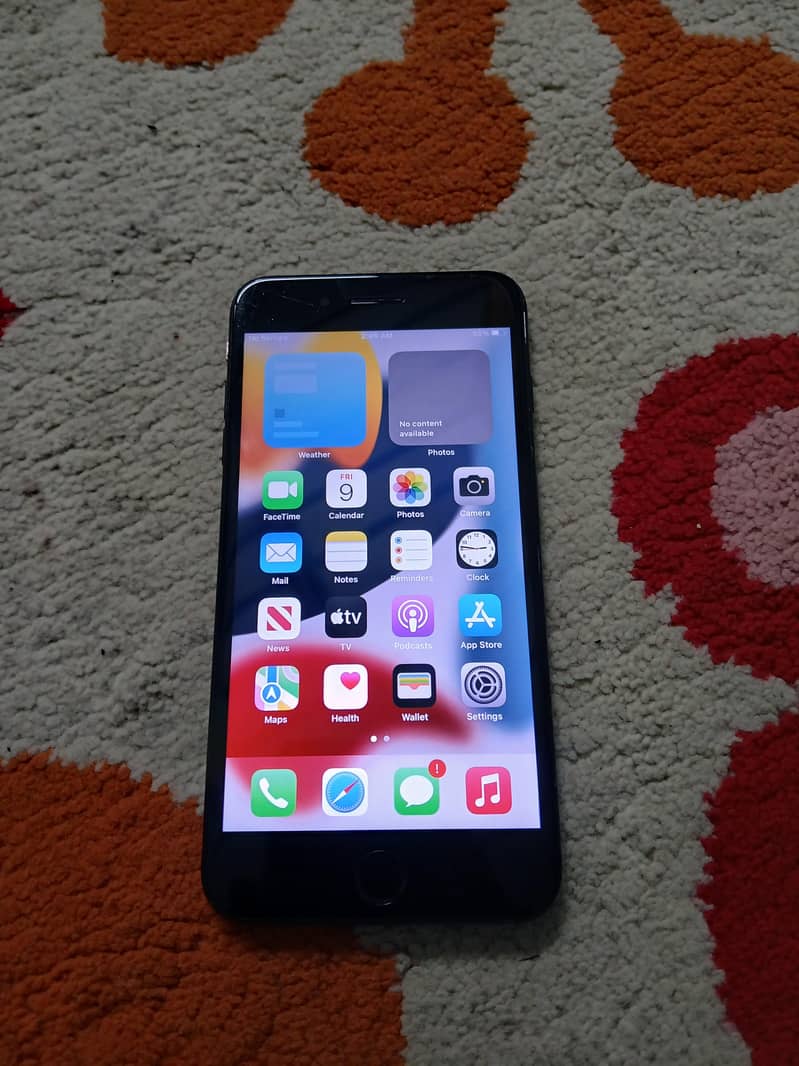 Apple iPhone 7 Plus 0