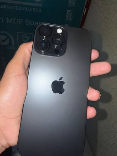 Apple iPhone 16 Pro Max