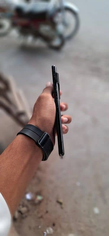 GOOGLE PIXEL 6 PRO 4