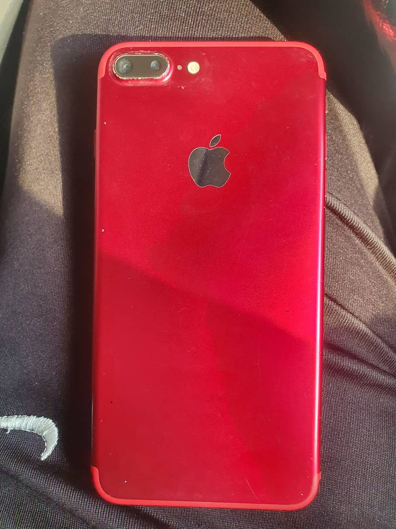 Apple iPhone 7 Plus 0