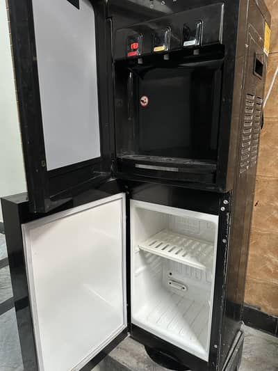 Homage water dispenser very rarely used
