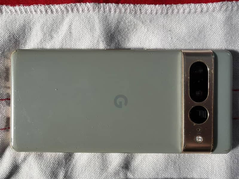 Google Pixel 7 Pro 6
