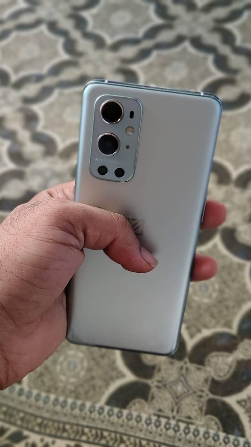 One Plus 9 Pro 0
