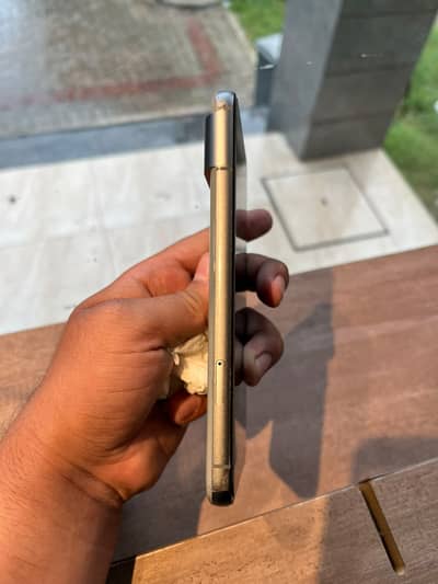Google Pixel 8