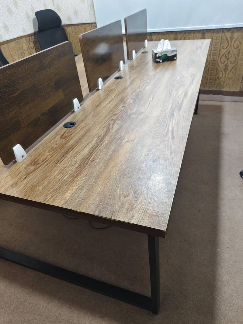 Office Table 0